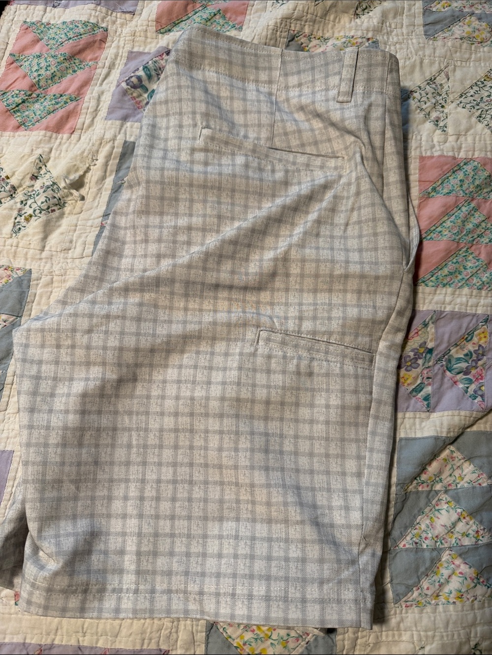 Grand Slam Light Gray Plaid Men’s Shorts